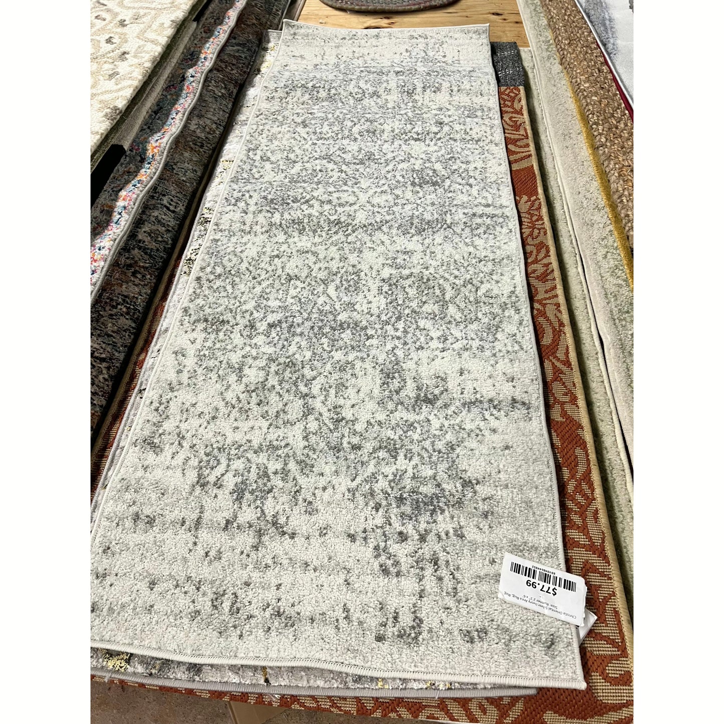 Christa Oriental Silver/Ivory Area Rug, Rug Size: Runner 2'3" x 6'