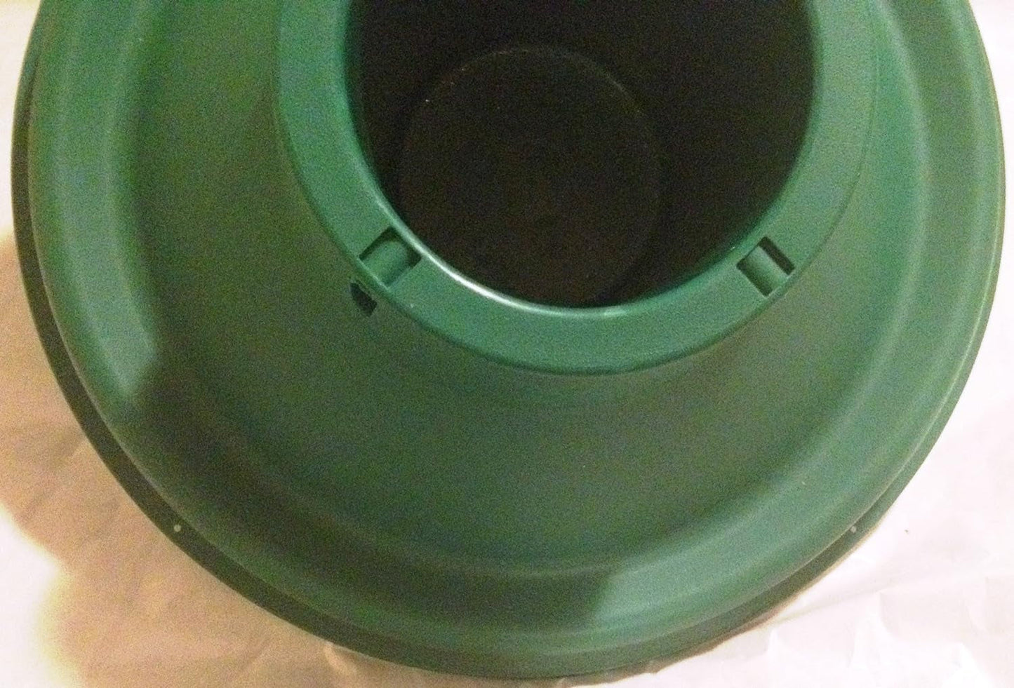 H M S MFG 103-12 X-Mas Tree Stand, 19-Inch