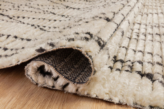 Alice Rug- 01 Charcoal / Cream