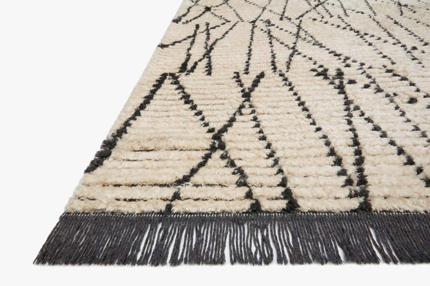 Alice Rug- 01 Charcoal / Cream