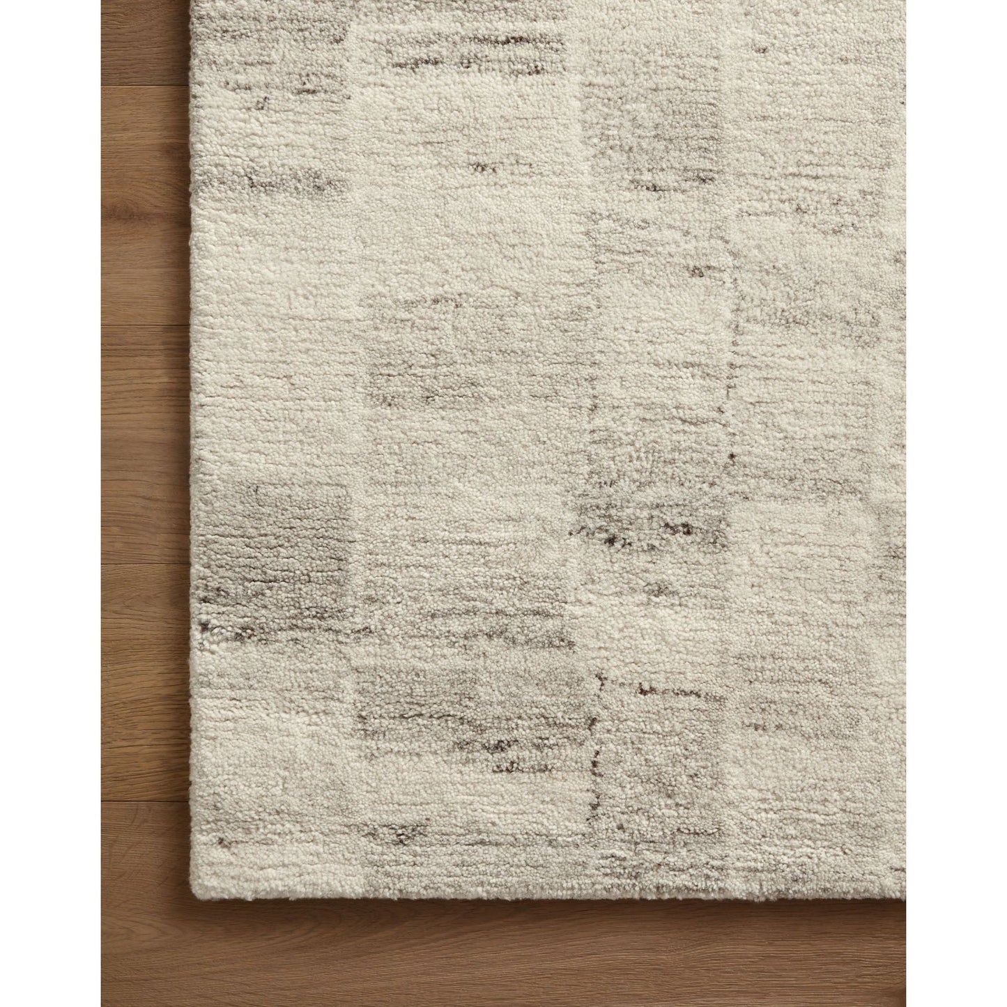 Rocky Ivory / Silver Rug | Amber Lewis x Loloi