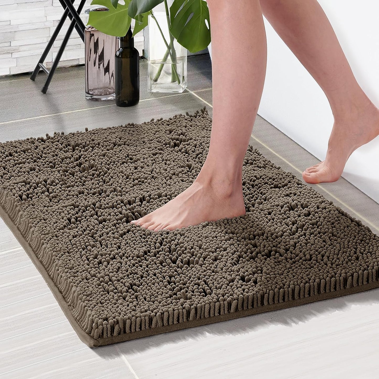 Deconovo Bath Rugs, Thick Chenille Soft Quick Dry Plush Absorbent Bathroom Rugs for Bathtub and Shower Floor