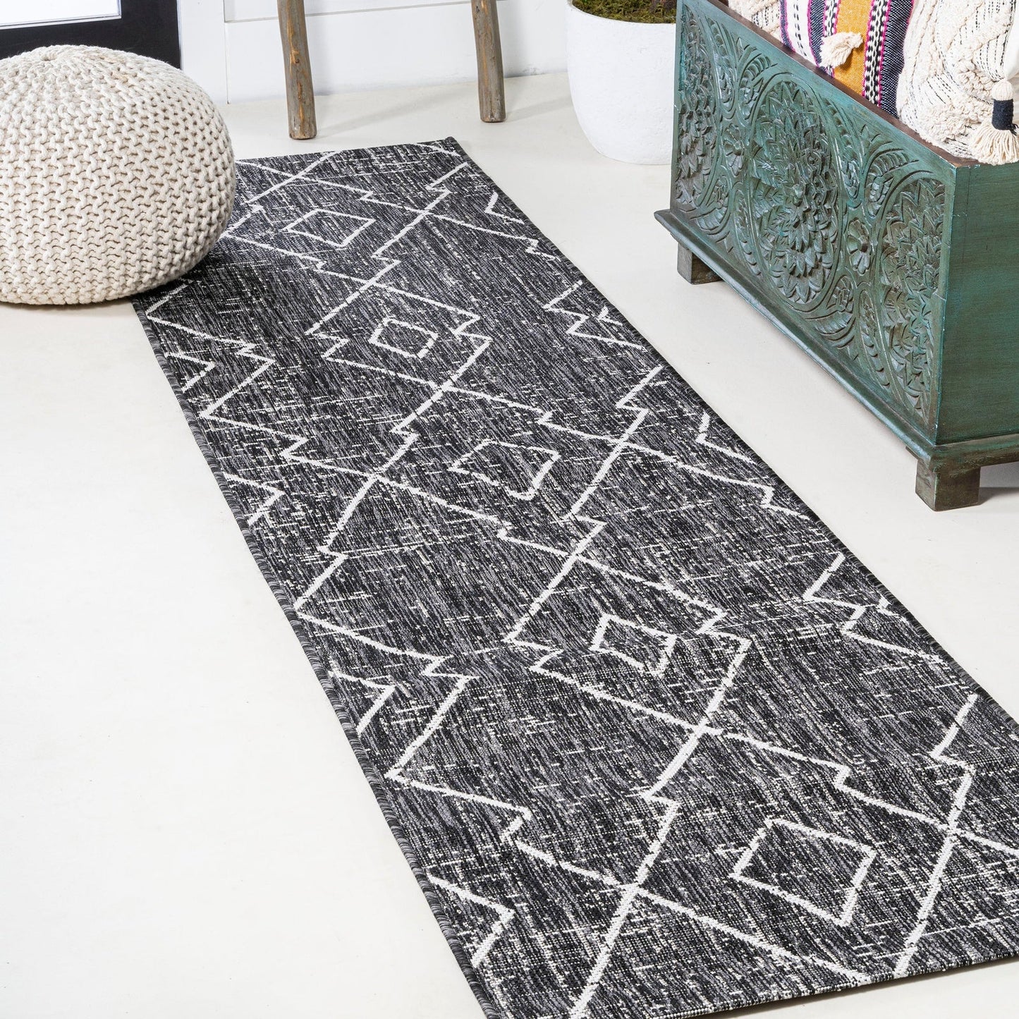 Carwa Tribal Diamond Trellis Indoor/Outdoor Area Rug - Pier 1