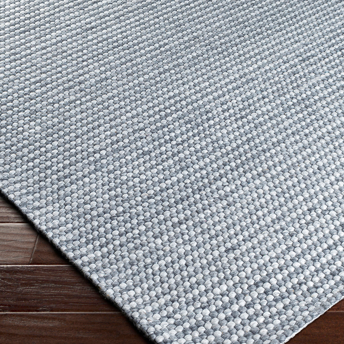 Pebble Beach Rug: Gray and White