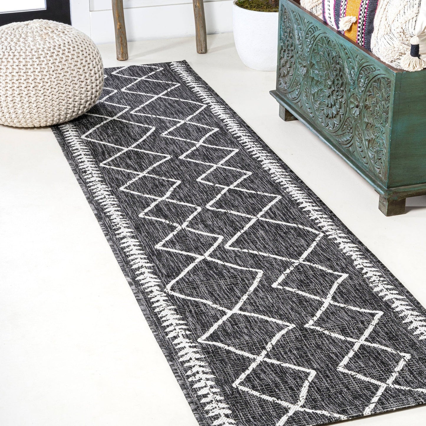 Derya Tribal Diamond Trellis Indoor/Outdoor Area Rug - Pier 1