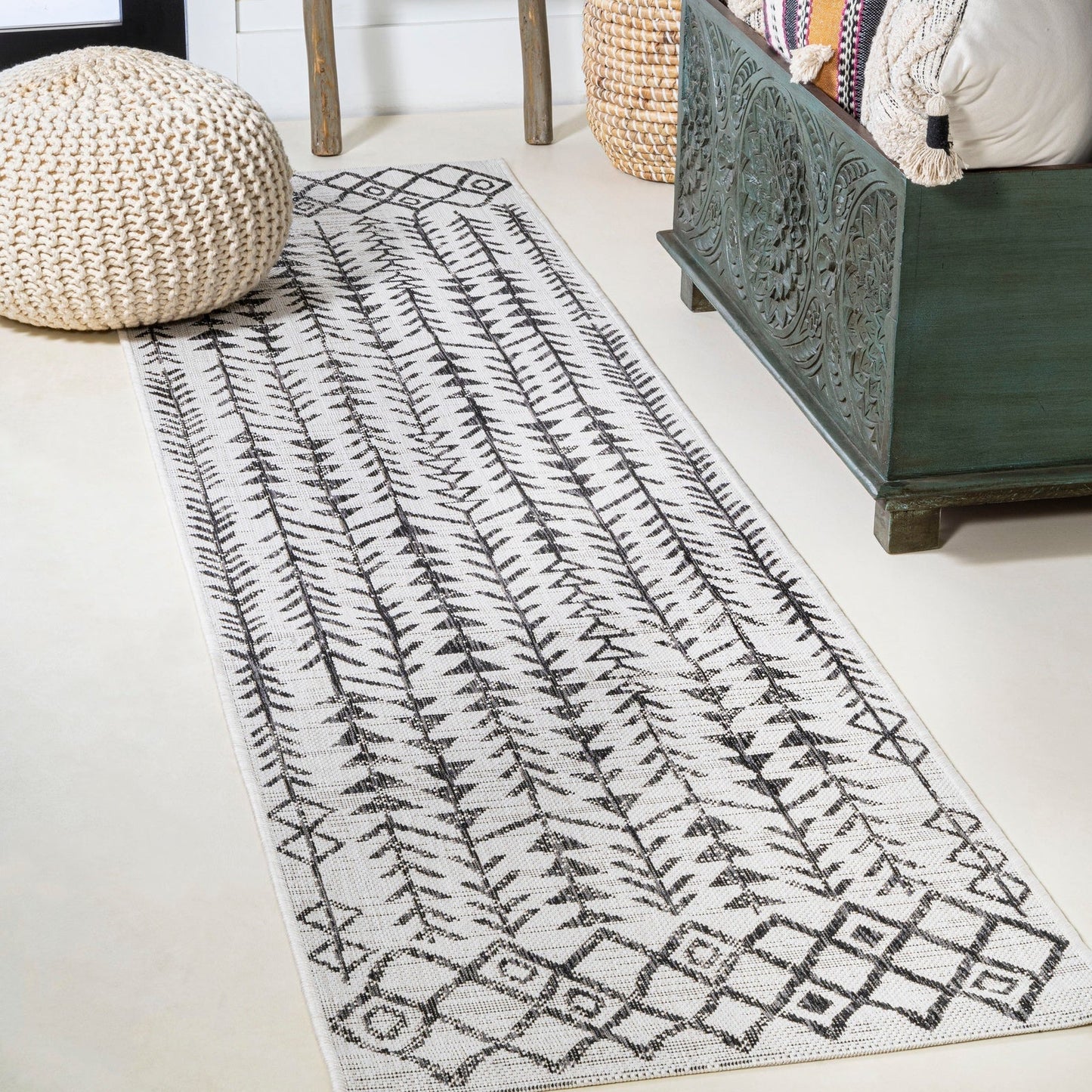 Tokay Bohemian Geometric Indoor/Outdoor Area Rug - Rugs